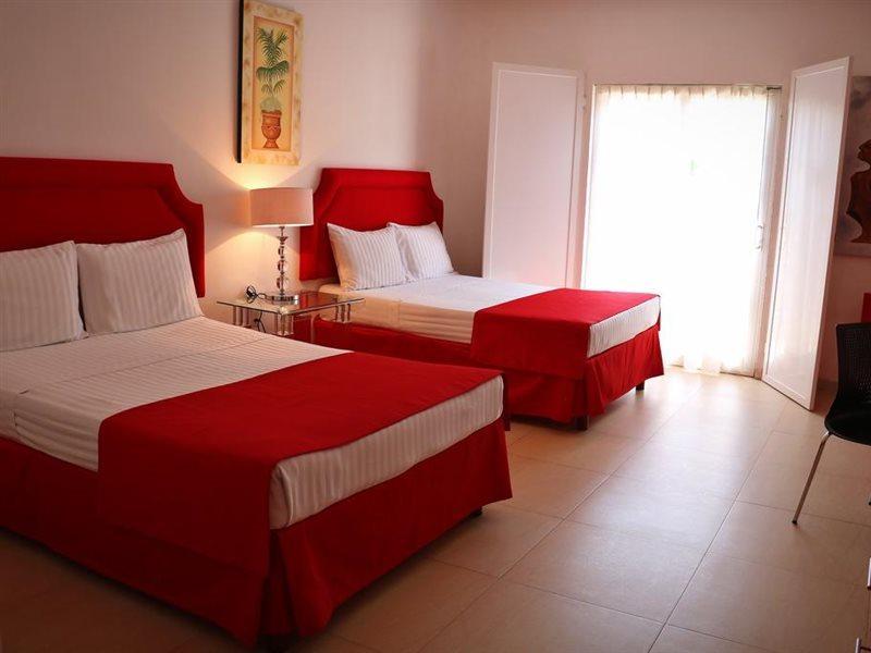 Zar Manzanillo Hotel Buitenkant foto