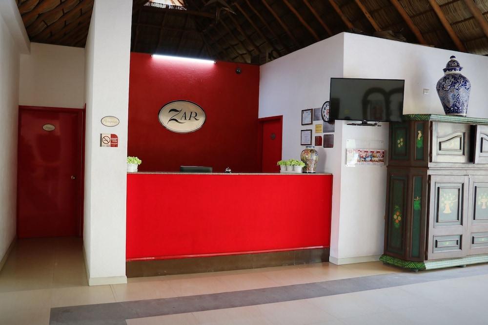 Zar Manzanillo Hotel Buitenkant foto