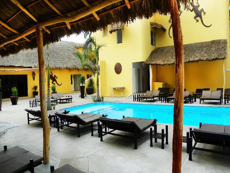 Zar Manzanillo Hotel Buitenkant foto