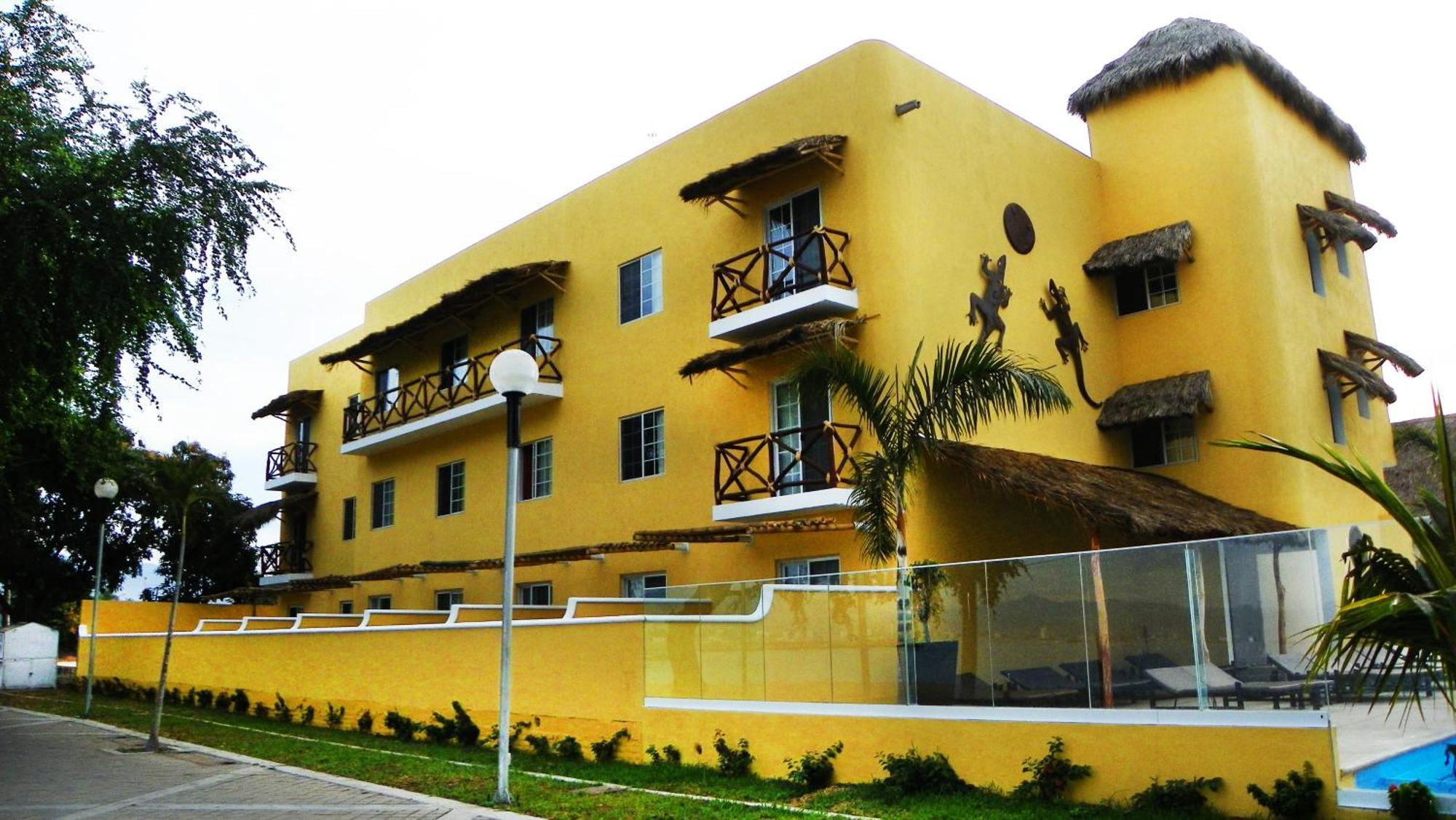 Zar Manzanillo Hotel Buitenkant foto