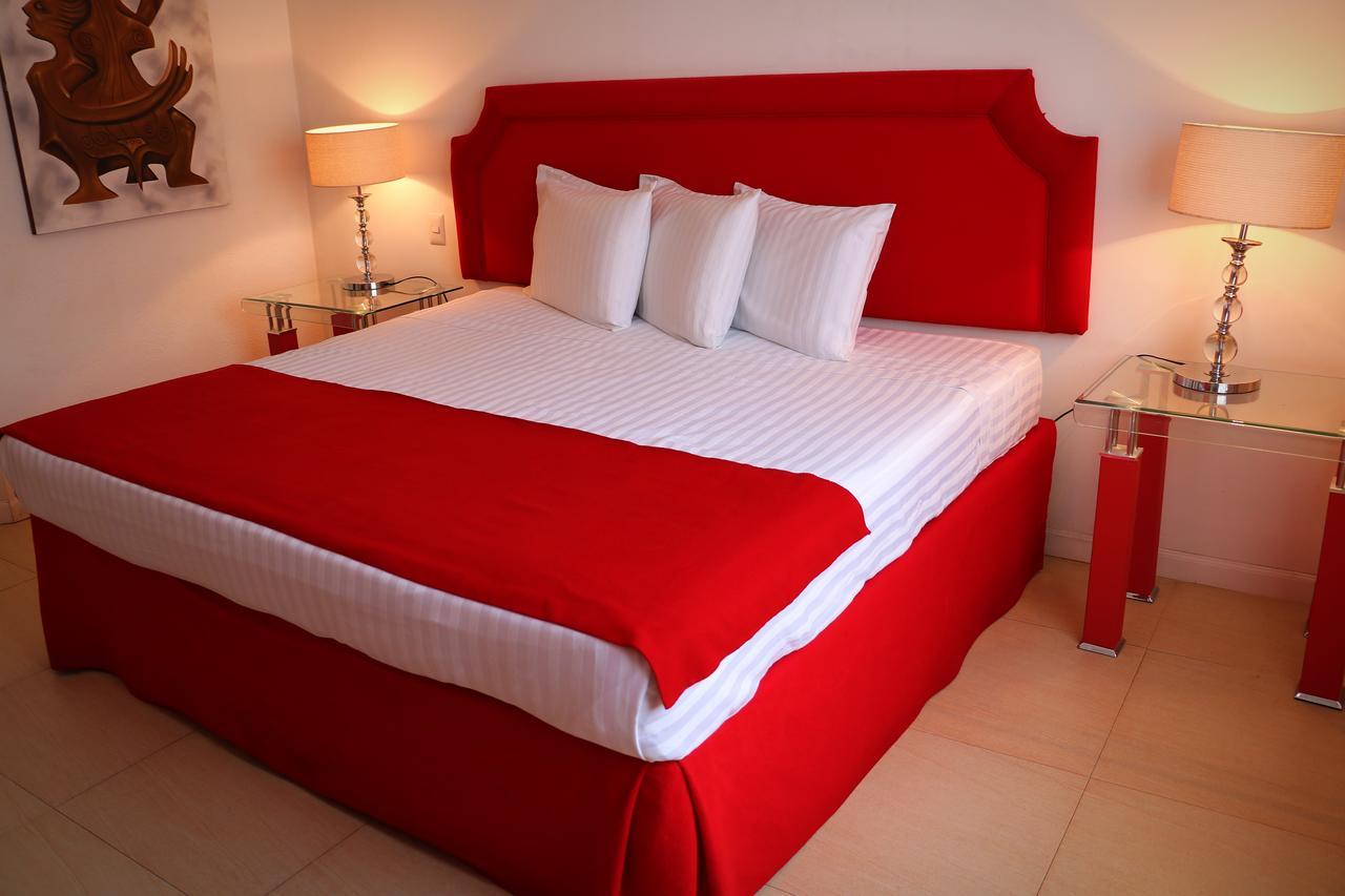 Zar Manzanillo Hotel Buitenkant foto